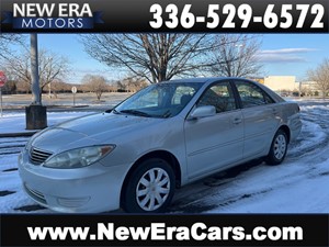 2005 TOYOTA CAMRY LE for sale by dealer