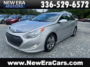 Picture of a 2015 HYUNDAI SONATA HYBRID LIMITED