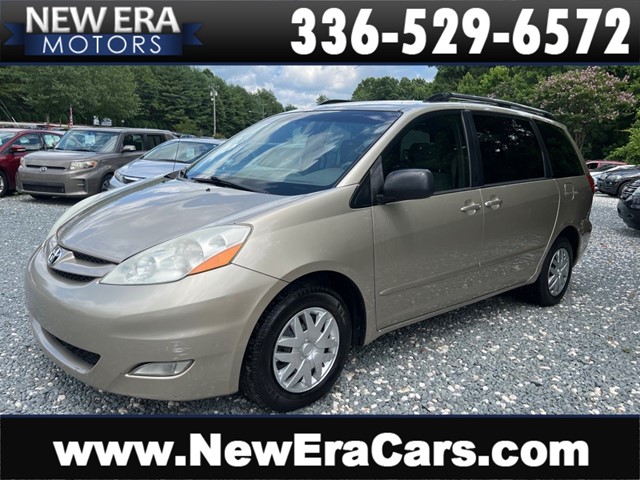 TOYOTA SIENNA LE in Winston-Salem