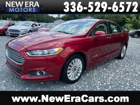 2013 Ford Fusion SE Hybrid Sedan 4D