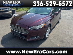 Picture of a 2013 FORD FUSION SE