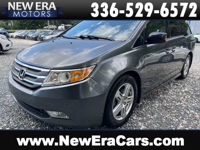 HONDA ODYSSEY TOURING in Winston-Salem