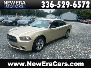Picture of a 2014 Dodge Charger Sedan 4D Police 5.7L V8