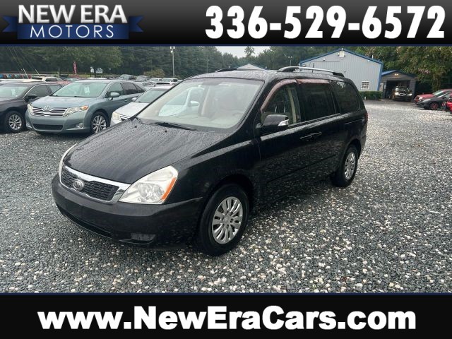 Kia Sedona LX Minivan 4D in Winston-Salem