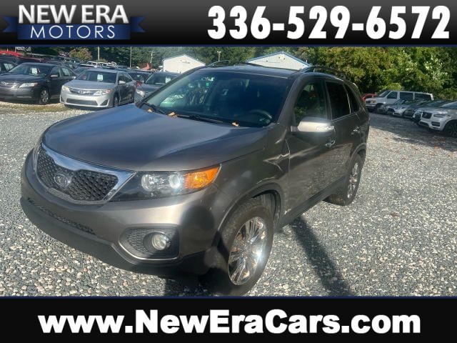 Kia Sorento EX Sport Utility 4D in Winston-Salem