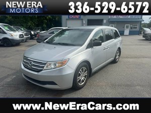 Picture of a 2013 Honda Odyssey EX Minivan 4D