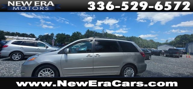 Toyota Sienna XLE Limited Minivan 4D in Winston-Salem