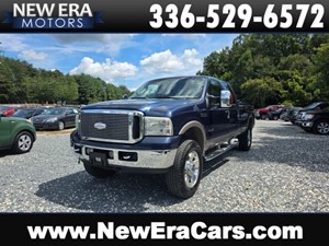 Picture of a 2006 Ford F350 Super Duty Crew Cab Lariat Pickup 4D 8 ft