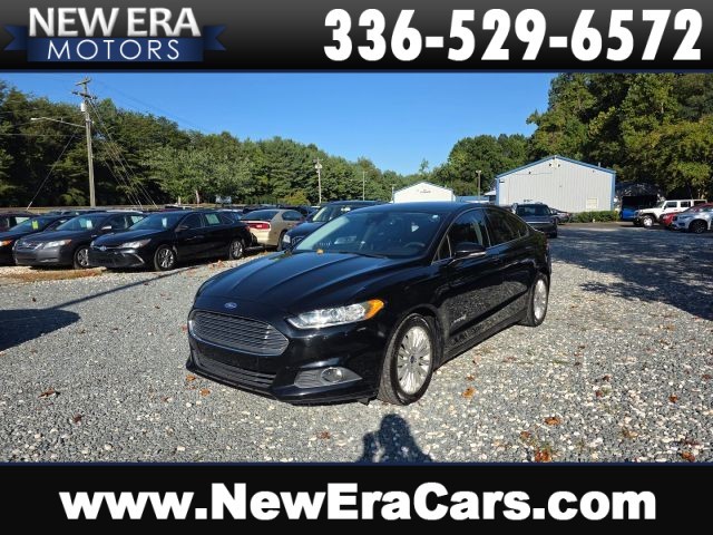 Ford Fusion SE Hybrid Sedan 4D in Winston-Salem