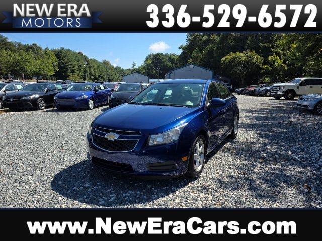 Chevrolet Cruze LT Sedan 4D in Winston-Salem