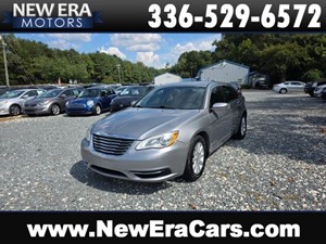 Picture of a 2013 Chrysler 200 Touring Sedan 4D