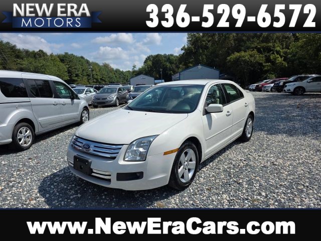 Ford Fusion SE Sedan 4D in Winston-Salem