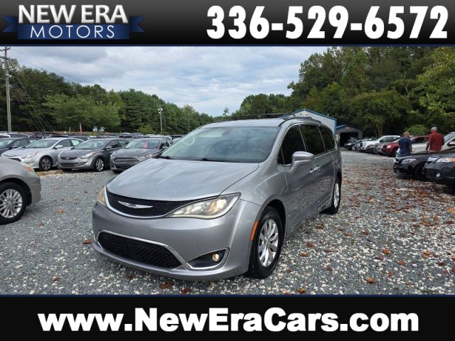 Chrysler Pacifica Touring-L Minivan 4D in Winston-Salem