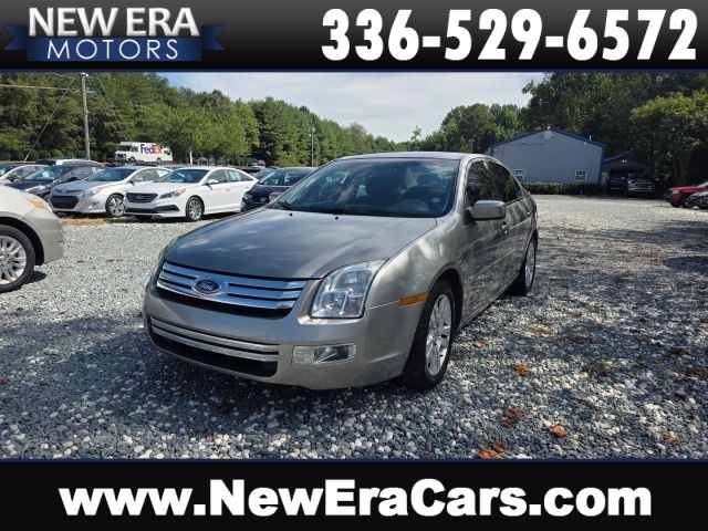 Ford Fusion SEL Sedan 4D in Winston-Salem