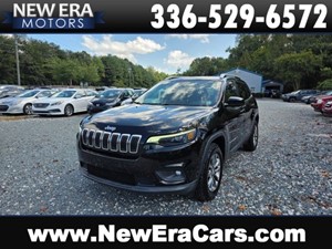 Picture of a 2019 Jeep Cherokee Latitude Plus Sport Utility 4D