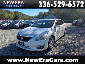 Picture of a 2015 Nissan Altima 2.5 SL Sedan 4D
