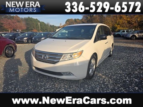 2012 Honda Odyssey Touring Minivan 4D