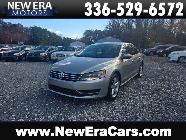 Volkswagen Passat 2.5L SE Sedan 4D in Winston-Salem