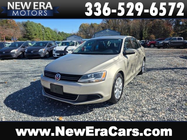 Volkswagen Jetta 2.5L SE Sedan 4D in Winston-Salem
