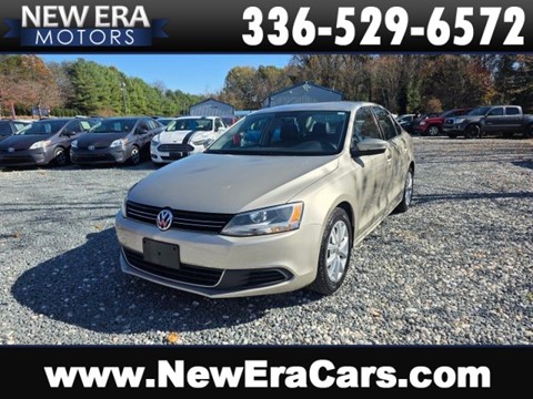 2013 Volkswagen Jetta 2.5L SE Sedan 4D