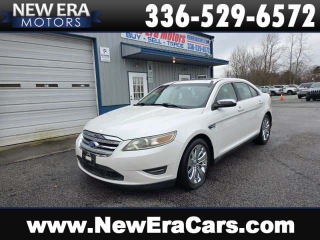 Ford Taurus Limited Sedan 4D in Kernersville