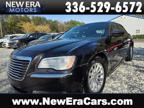 2012 Chrysler 300 300 Sedan 4D