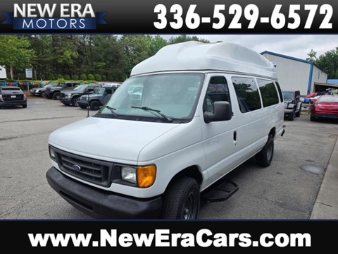 2007 Ford E350 Super Duty Cargo Commercial Extended Van 3D