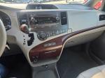 2013 Toyota Sienna Pic 750_V20260606013022000616