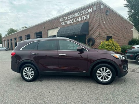 2017 KIA SORENTO LX