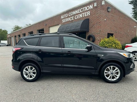 2018 FORD ESCAPE SE