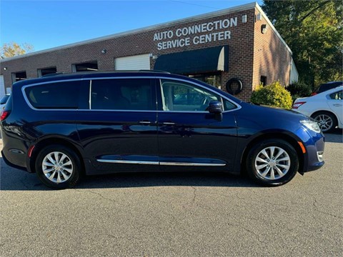 2017 CHRYSLER PACIFICA TOURING L