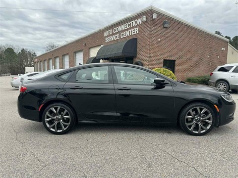 2015 Chrysler 200 S