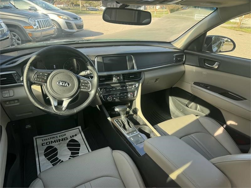2016 Kia Optima EX - Photo 6