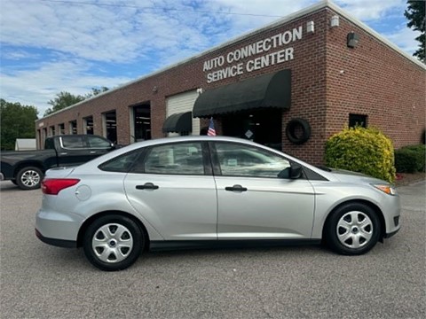 2016 Ford Focus S Sedan