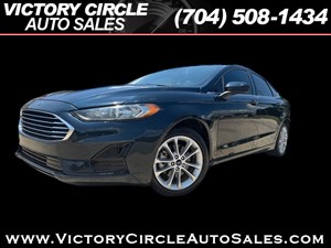 Picture of a 2020 Ford Fusion SE