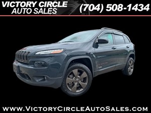 Picture of a 2017 Jeep Cherokee Latitude 4WD