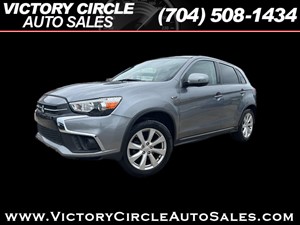 Picture of a 2019 Mitsubishi Outlander Sport 2.0 ES 4WD CVT