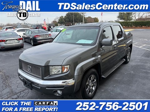 2008 HONDA RIDGELINE RTL w/ Moonroof & Navigation