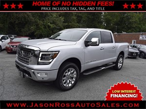 Picture of a 2020 Nissan Titan SL Crew Cab 4WD