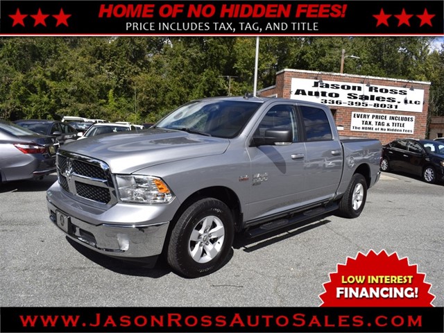 RAM 1500 Classic SLT Crew Cab 4WD in Burlington