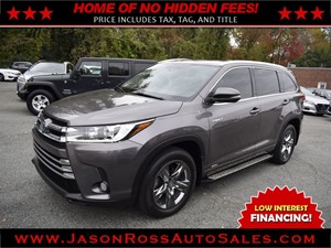 Picture of a 2017 Toyota Highlander Hybrid Limited Platinum AWD