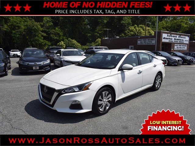 Nissan Altima 2.5 S w/ Smart Phone Integration in Burlington