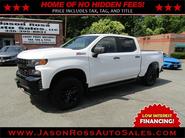 Chevrolet Silverado 1500 Custom Trail Boss Crew Cab 4WD in Burlington