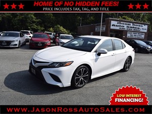 Picture of a 2018 Toyota Camry SE w/ Toyota Safety Sense