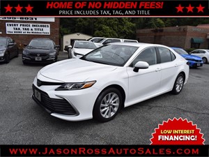 Picture of a 2021 Toyota Camry LE w/ Toyota Safety Sense