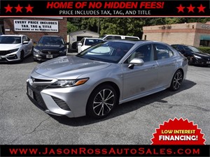 Picture of a 2019 Toyota Camry SE w/ Toyota Safety Sense