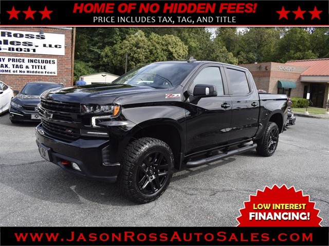 Chevrolet Silverado 1500 LT Trail Boss Crew Cab 4WD in Burlington