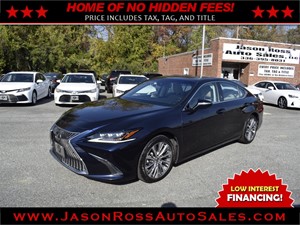 Picture of a 2019 Lexus ES 350 Luxury