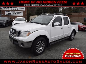 Picture of a 2012 Nissan Frontier SL Crew Cab 4WD