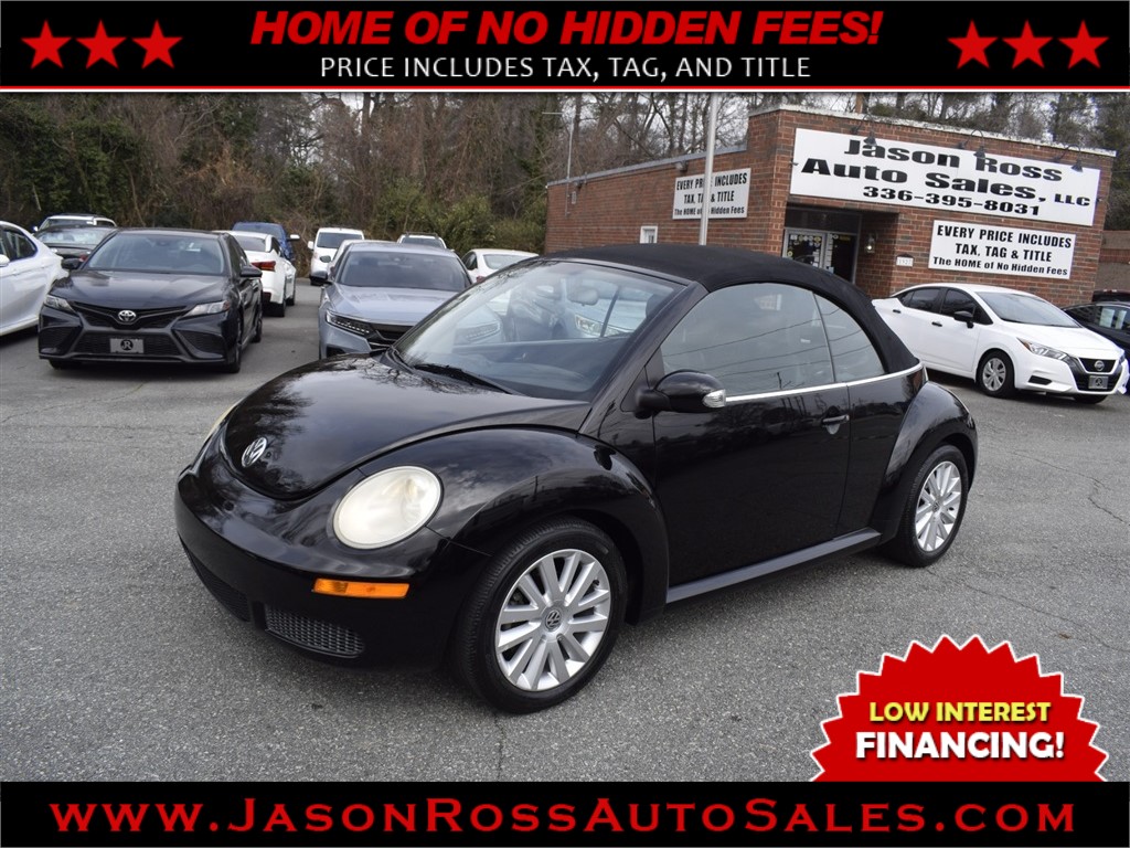 2010 Volkswagen New Beetle Base